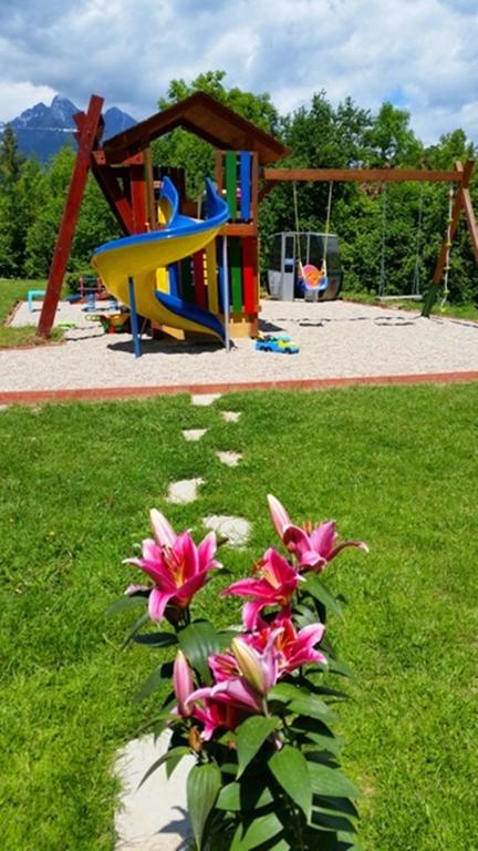 Villa Gold Nova Lesna Bagian luar foto
