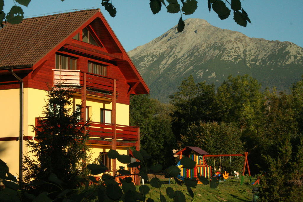 Villa Gold Nova Lesna Bagian luar foto