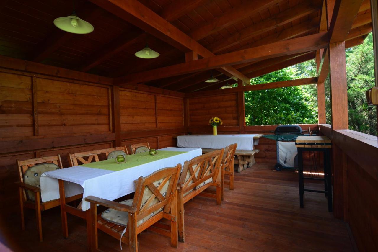 Villa Gold Nova Lesna Bagian luar foto
